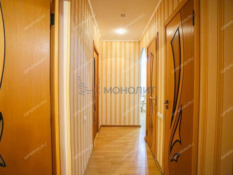 четырёхкомнатная квартира на проспекте Циолковского дом 86 город Дзержинск