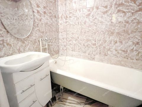 2-komnatnaya-ul-perehodnikova-d-5a фото