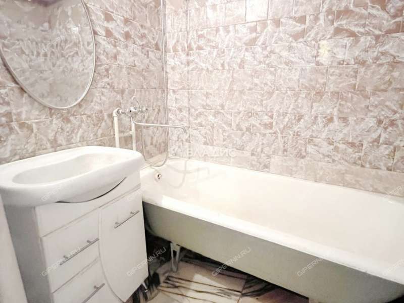 двухкомнатная квартира на улице Переходникова дом 5А