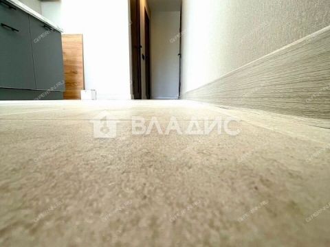 3-komnatnaya-ul-kovalihinskaya-d-72 фото