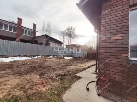 dom-ul-zemlyachki-d-12a фото