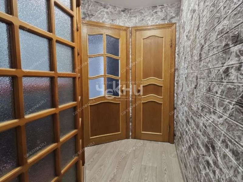 трёхкомнатная квартира на улице Веденяпина дом 6