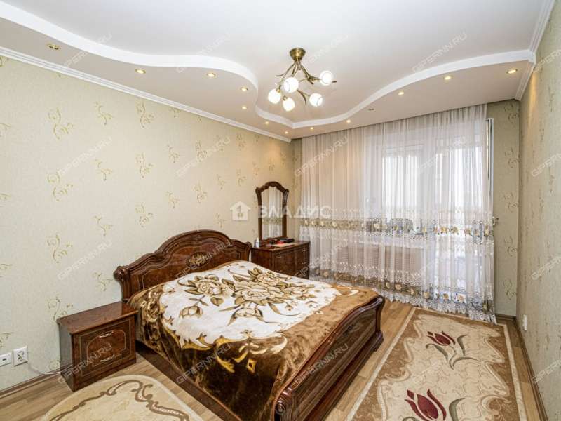 трёхкомнатная квартира на улице Обухова дом 6