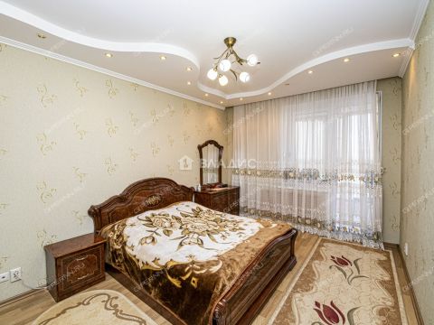 3-komnatnaya-ul-obuhova-d-6 фото