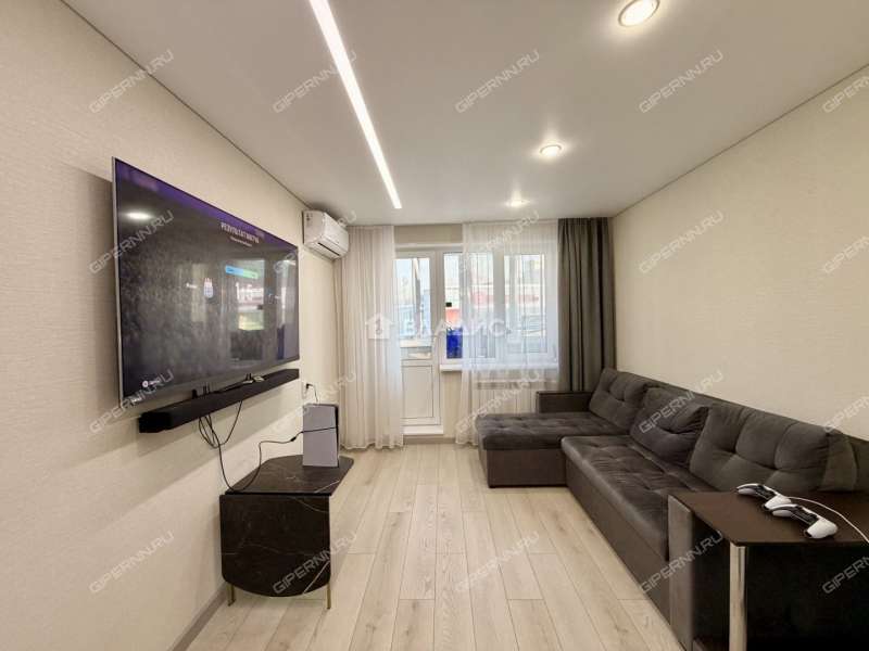 однокомнатная квартира на улице Чугунова дом 15 город Бор