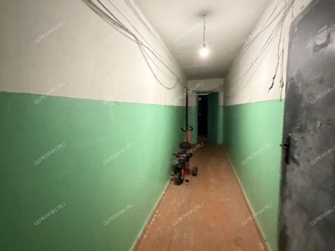 1-komnatnaya-b-r-60-letiya-oktyabrya-d-8 фото