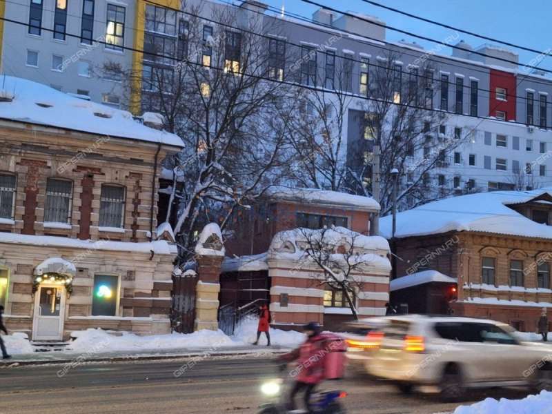 здание под офис на Большой Покровской улице