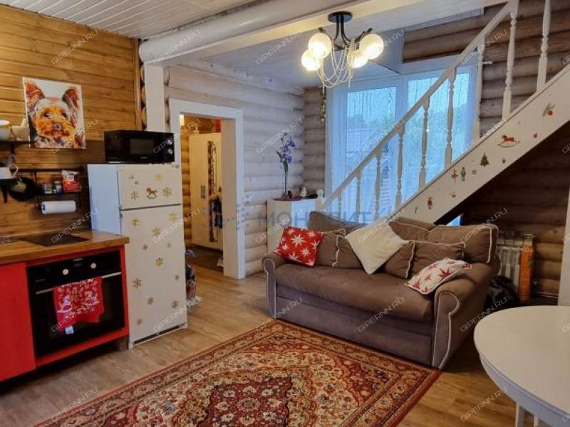 дом на Октябрьской улице село Шапкино