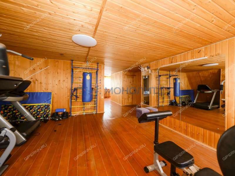 дом на Центральной улице