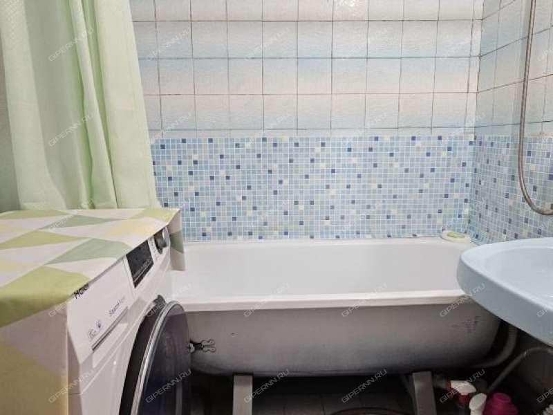трёхкомнатная квартира на Южном шоссе дом 21А