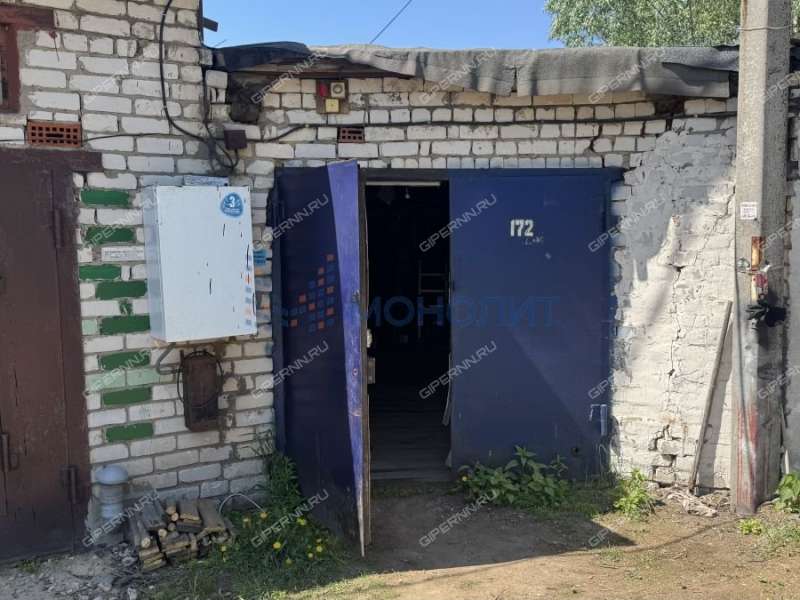 гараж на улице Композитора Касьянова