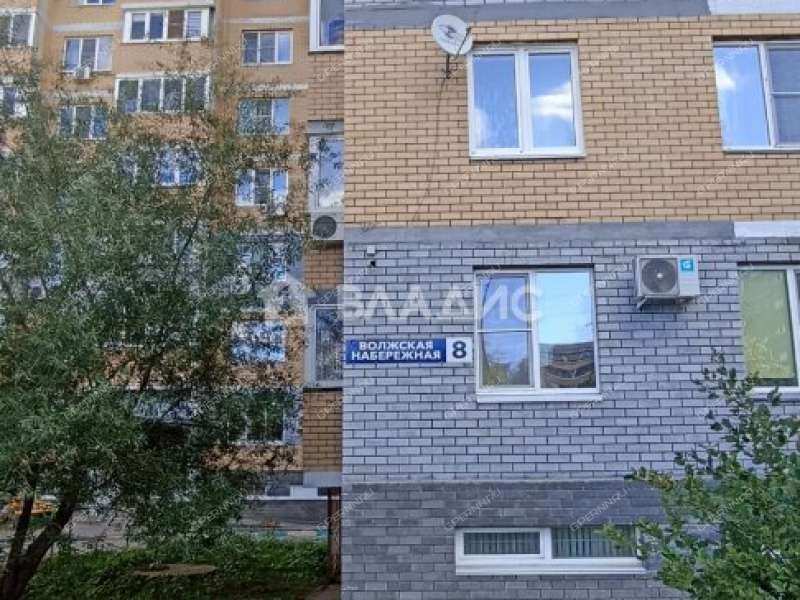 однокомнатная квартира на Волжской набережной дом 8