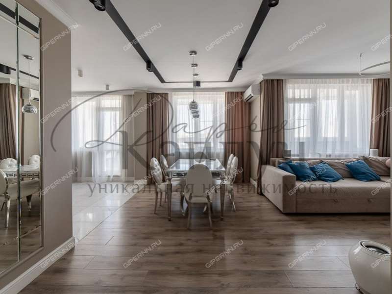 четырёхкомнатная квартира на улице Маршала Баграмяна дом 1