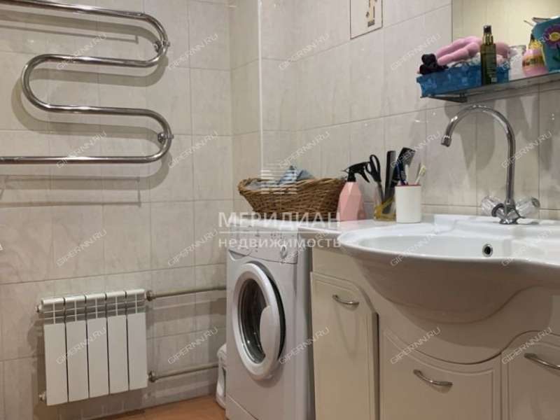 трёхкомнатная квартира на улице Мокроусова дом 23 к1