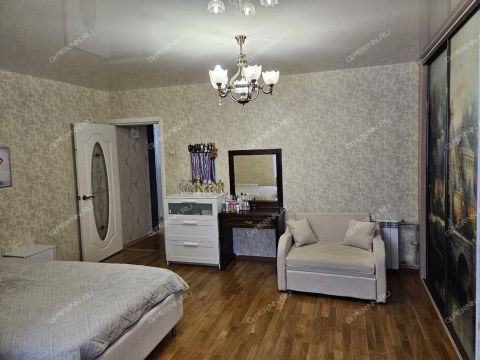 3-komnatnaya-ul-svirskaya-d-14 фото