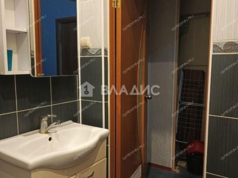 1-komnatnaya-ul-podvodnikov-d-29 фото