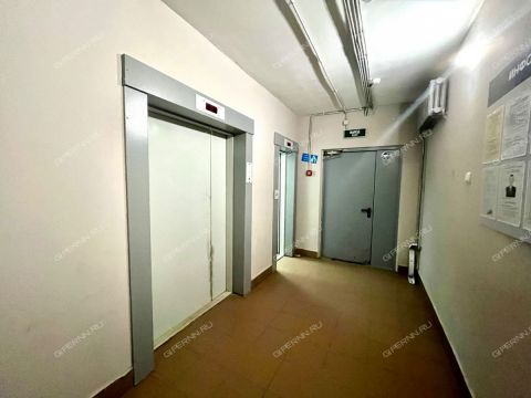 4-komnatnaya-ul-lysogorskaya-d-89-k1 фото