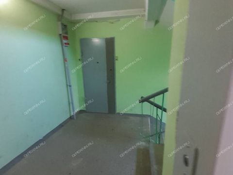 2-komnatnaya-ul-verhnepecherskaya-d-7-k1 фото