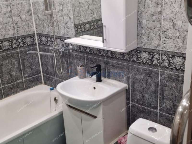 однокомнатная квартира на улице Мирошникова дом 3Б