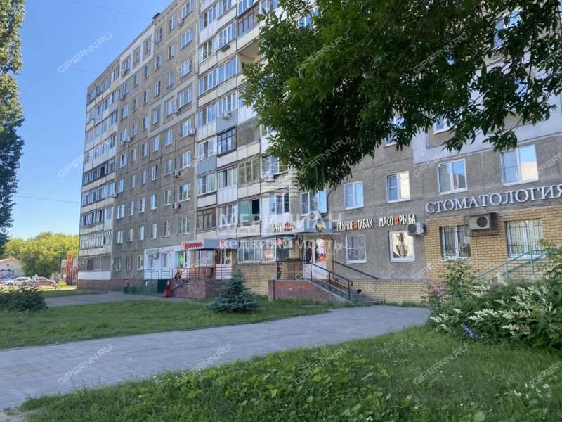 однокомнатная квартира на проспекте Бусыгина дом 9