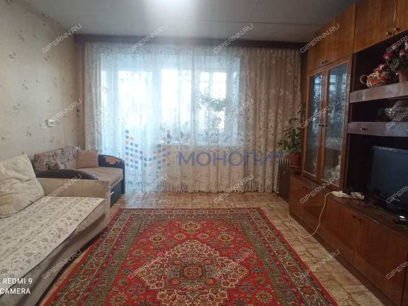 четырёхкомнатная квартира на улице Адмирала Макарова дом 8 к1