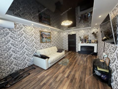 3-komnatnaya-mkr-shherbinki-1-y-d-13-k2 фото