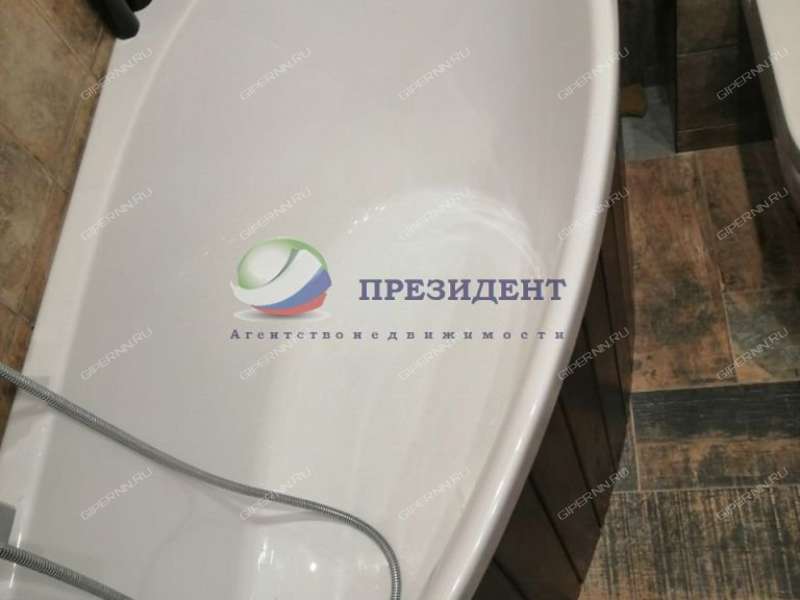 однокомнатная квартира на проспекте Героев Донбасса дом 5