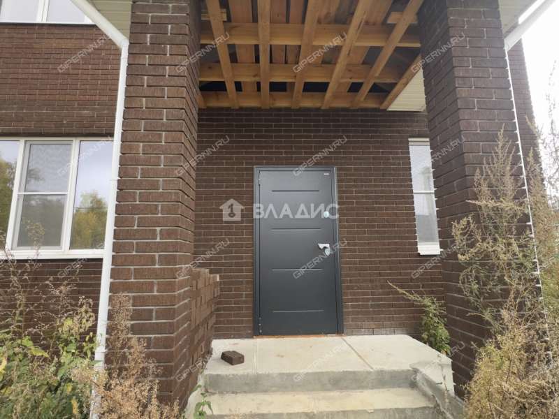 дом на улице Героя Бадина деревня Оманово