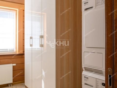 kottedzh-derevnya-staryy-otnos-dalnekonstantinovskiy-rayon фото