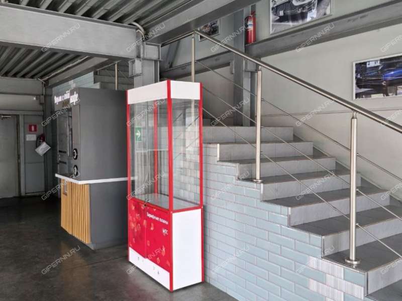 помещение под помещение свободного назначения, торговую площадь на улице Ворошилова деревня Новоликеево