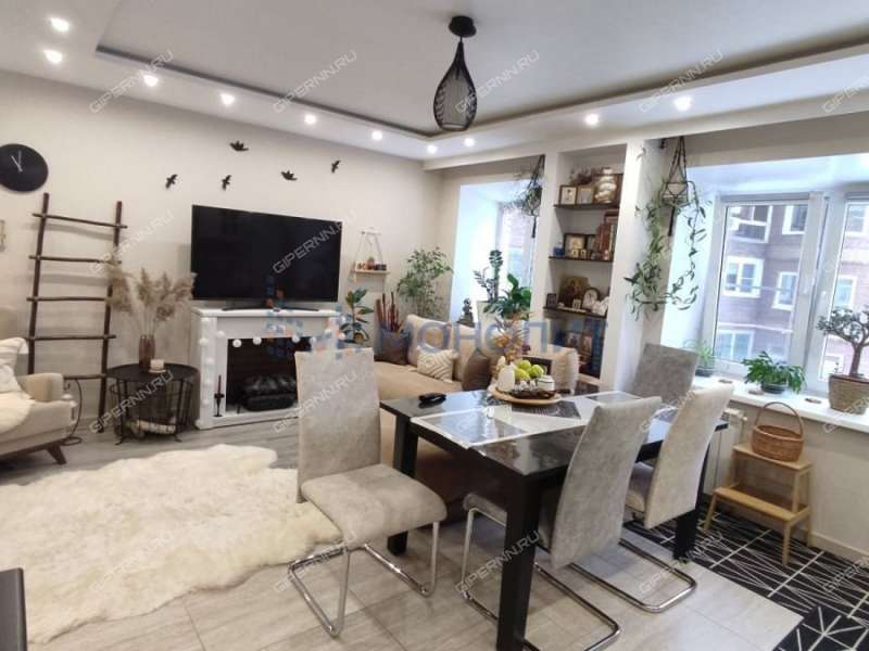 трёхкомнатная квартира на Казанском шоссе дом 10 к1