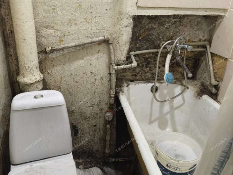 двухкомнатная квартира на улице Народная Стройка дом 1