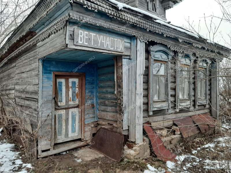 имущественный комплекс под офис на школьная село Красный Ватрас