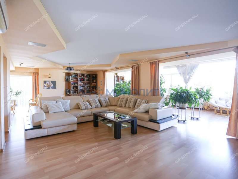 дом на улице Вали Котика