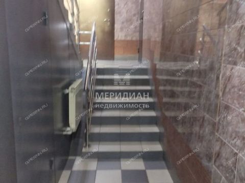 3-komnatnaya-ul-verhnepecherskaya-d-7-k2 фото