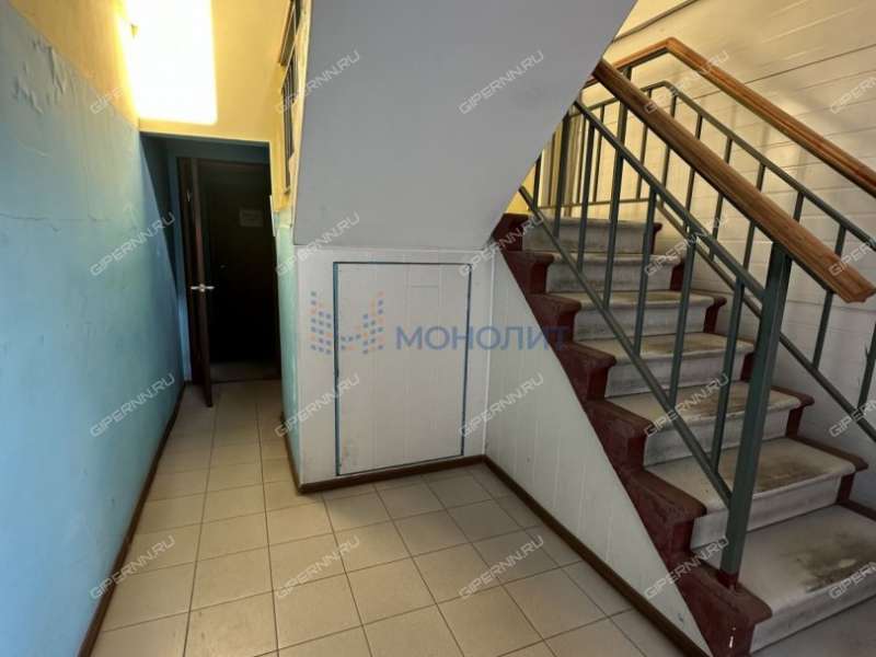 имущественный комплекс под склад, производственную площадь на улице Маршала Голованова