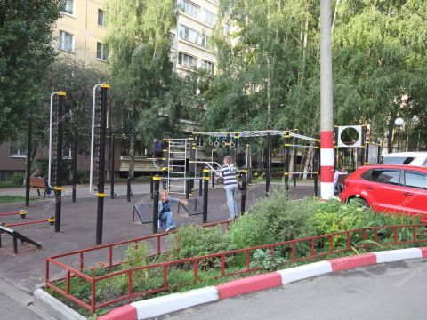 3-komnatnaya-ul-verhnepecherskaya-d-7-k2 фото