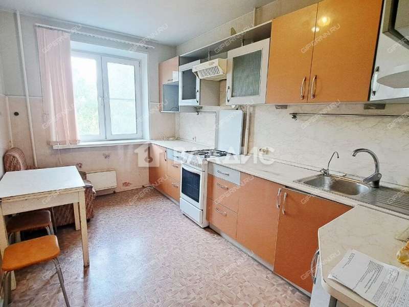 четырёхкомнатная квартира на улице Краснодонцев дом 19