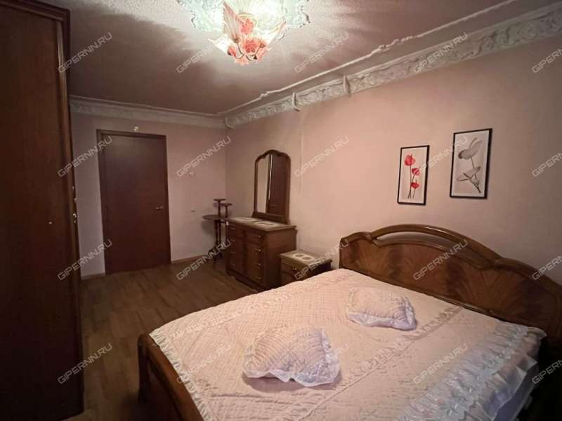 трёхкомнатная квартира на улице Тимирязева дом 11