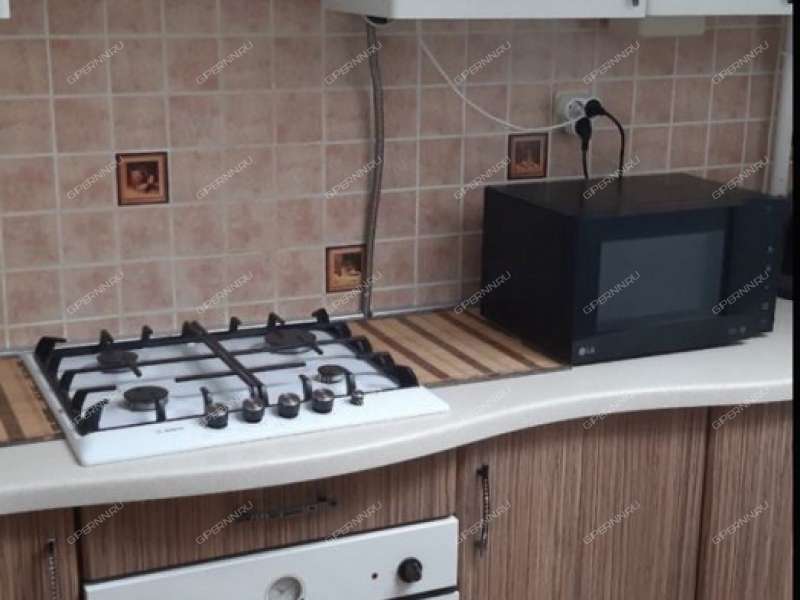 двухкомнатная квартира на Лукерьинской улице дом 5 город Кстово