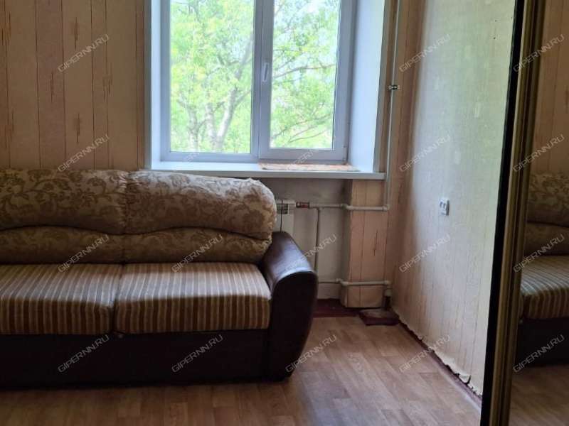 комната в доме 233 на Московском шоссе