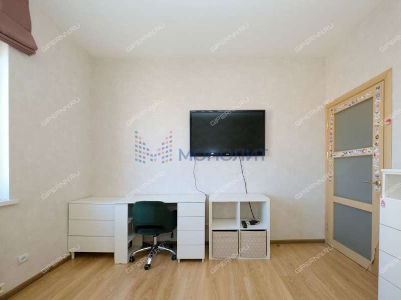 трёхкомнатная квартира на улице Родионова дом 39