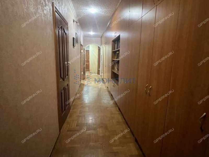 пятикомнатная квартира на Большой Покровской улице дом 4Б