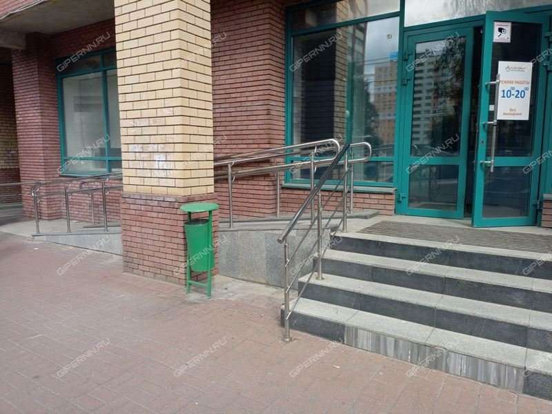 помещение под торговую площадь на Коминтерна ул, д. 139