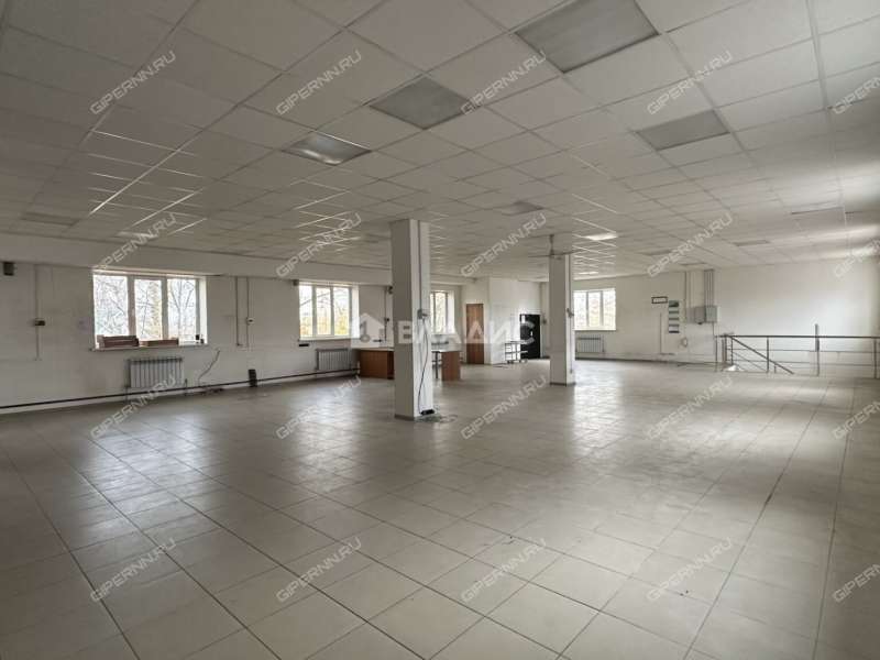 здание под офис, торговую площадь на улице Новые Пески