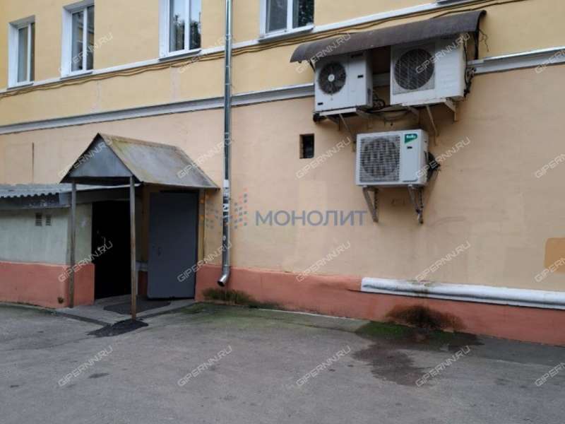 помещение под офис, торговую площадь на улице Гвардейцев