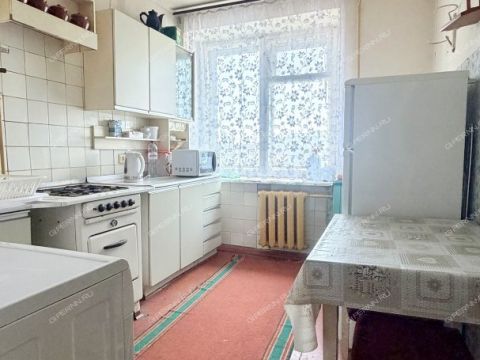 2-komnatnaya-ul-oktyabrskoy-revolyucii-d-51 фото