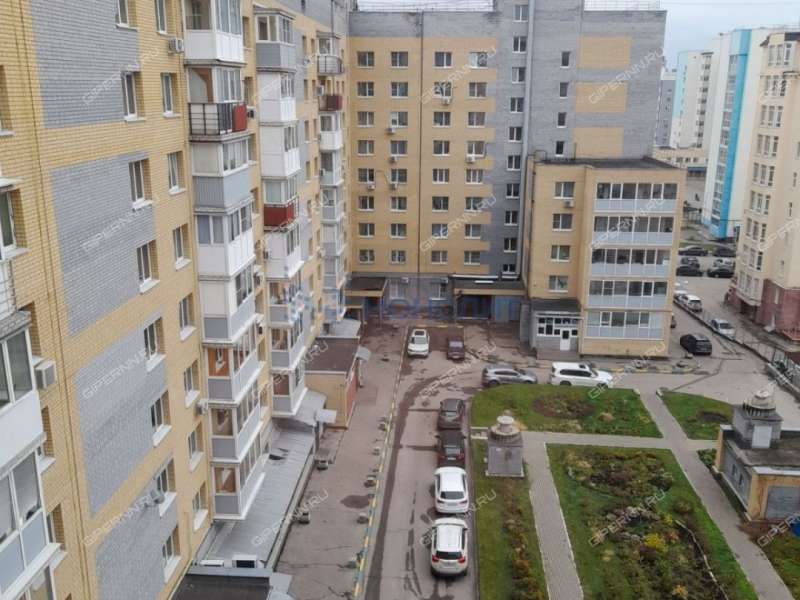 трёхкомнатная квартира на улице Родионова дом 189/24