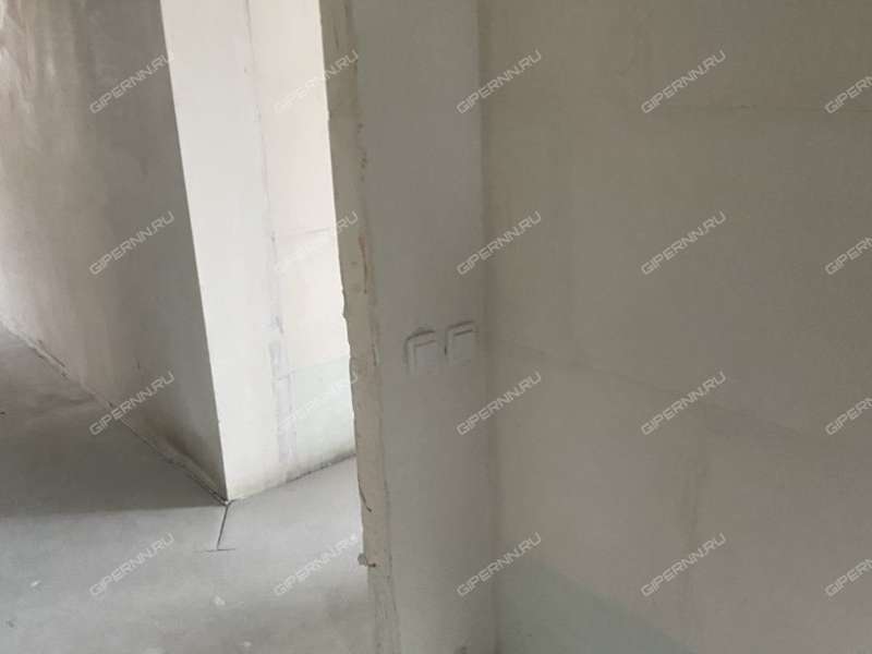 четырёхкомнатная квартира в новостройке на улице Белинского