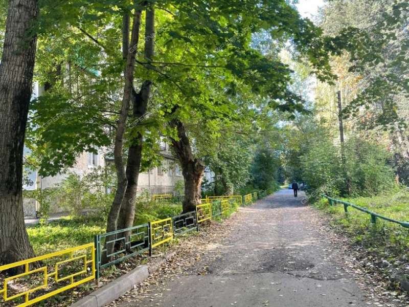 трёхкомнатная квартира на улице Адмирала Васюнина дом 5 к1